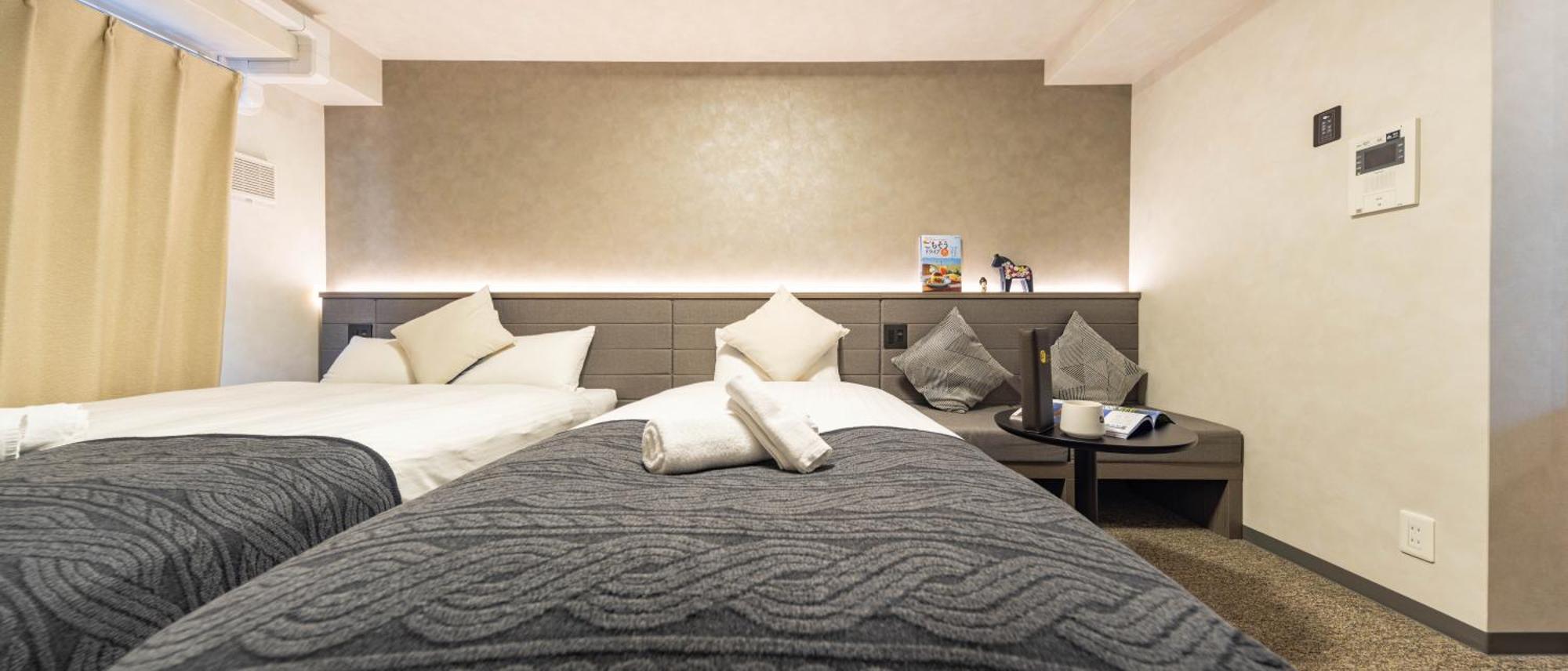 Apartment Hotel 11 Shinsaibashi 2 Osaka Bagian luar foto