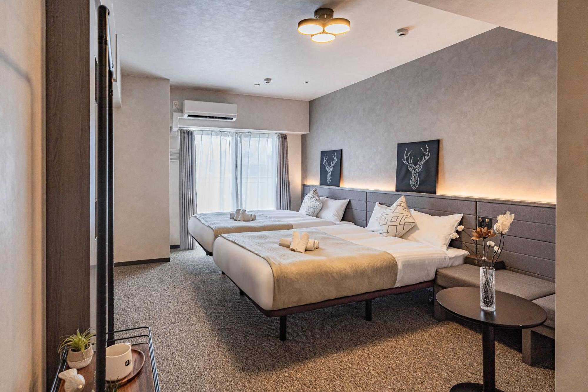 Apartment Hotel 11 Shinsaibashi 2 Osaka Bagian luar foto