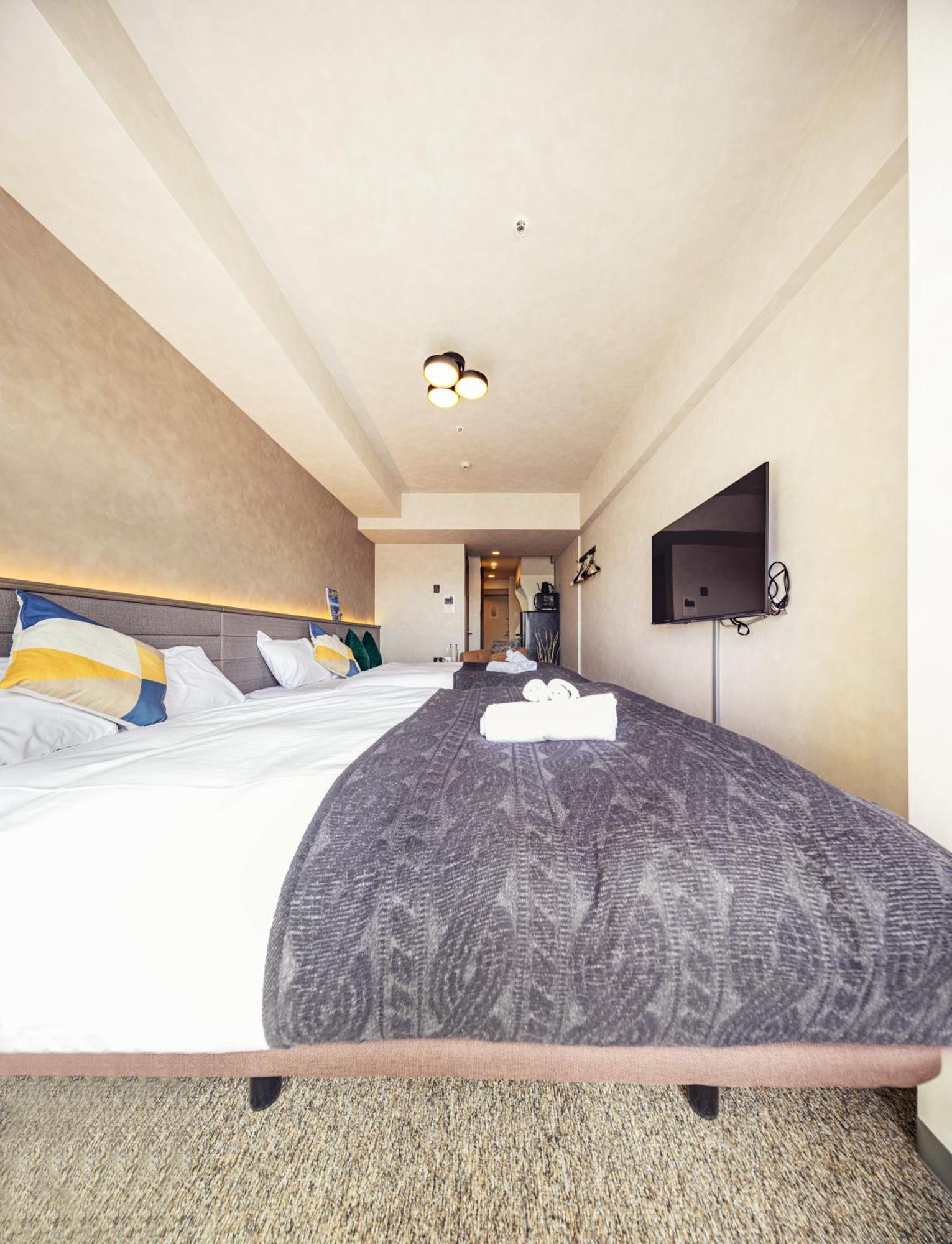 Apartment Hotel 11 Shinsaibashi 2 Osaka Bagian luar foto